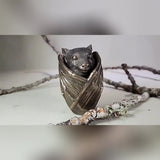 0207ba Resin Bat Jewelry Holder Collectible Figurine - Versatile Room Decor for Indoor and Outdoor, Gothic Home Decor, Perfect for Halloween, No Electricity Required