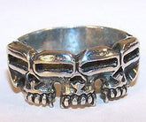 Wholesale ILLUSION TRIPLE SKULL BAND BIKER RING ( sold by the piece ) *